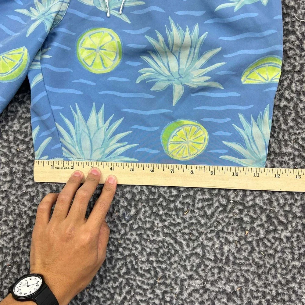 Chubbies Shorts Men Medium Blue Agave Lime Print Swim Trunks M